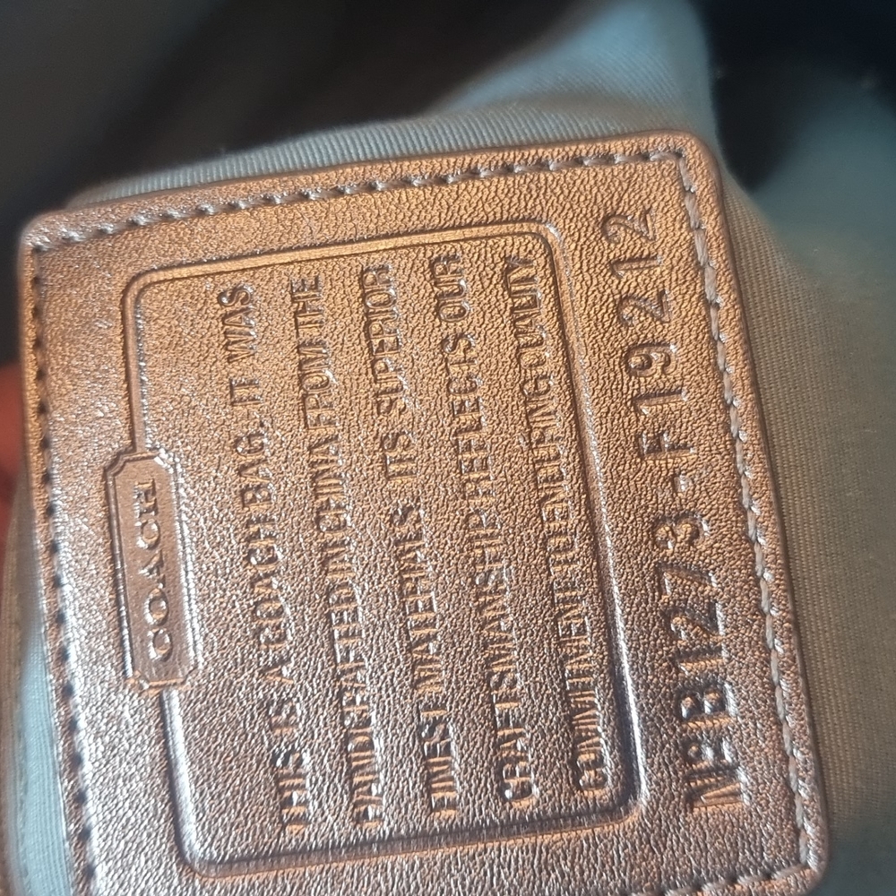 Coach summer star cream and teal purse - Picture 6 of 6